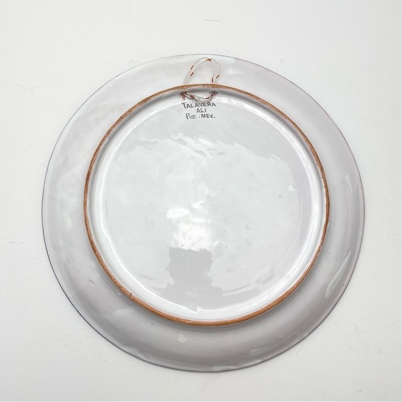 White and Blue Talavera Ali Pue Mexico Pottery Plate - Picture 5 of 6